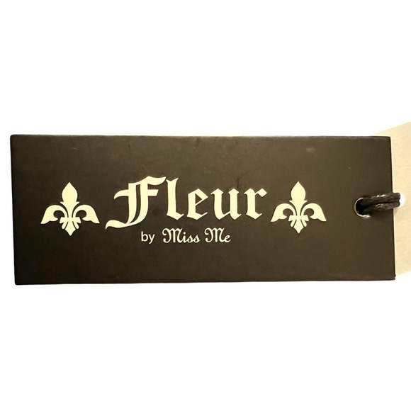 Miss Me Fleur Embellished Pocket Jeans Size 29 Medium Wash Bootcut Denim - Picture 9 of 10